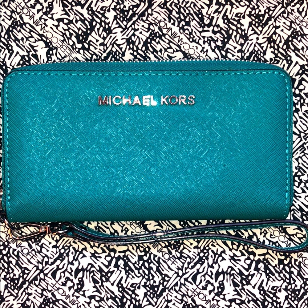 Green Michael Kors Leather Wallet